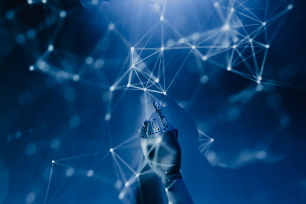 机器人手指向神经网络连线(AI 概念图)